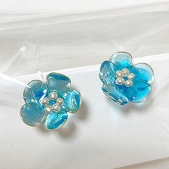 ハンドメイド ネモフィラのノンホールピアス