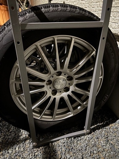 スタッドレス　ホイール付き　225/60/r17 ホイール7j+48