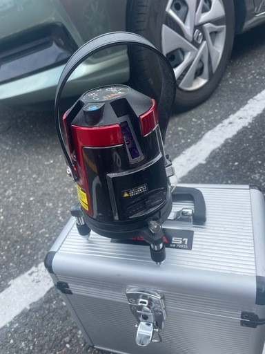レーザー墨出し機