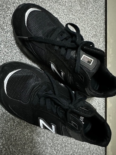 ニューバランス990v5