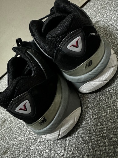 ニューバランス990v5