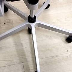 オフィスチェア　グリーンの画像