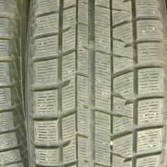 215/60R16 アイスガード　ヨコハマタイヤ