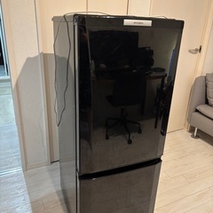 2012年　三菱製冷蔵庫146L