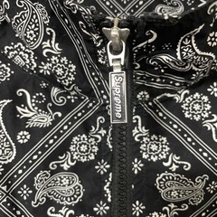 シュプリーム　ジャケット　ペイズリー柄
の画像