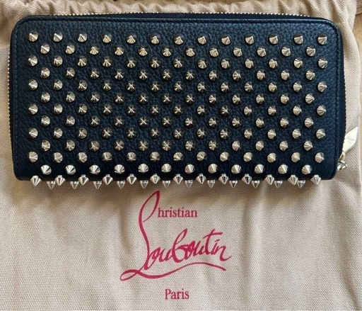 クリスチャンルブタン長財布