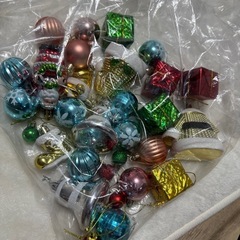 クリスマスツリー　飾り