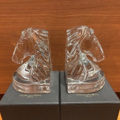 HOYAクリスタル東京　ブックエンド
