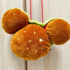 ほぼ未使用 ディズニー ぬいぐるみ ハンバーガーポシェット クレ...