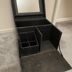 ニトリ　　　コスメボックス　黒の画像