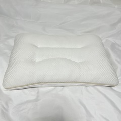 枕　高さ調節可能　