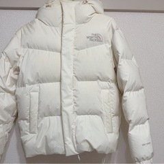 【韓国限定】The North Face フード付きダウンジャケ...