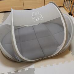 ミッフィー持ち運べるベビーベッド　蚊帳の画像