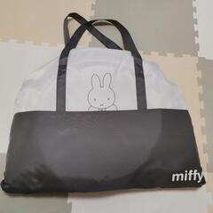 ミッフィー持ち運べるベビーベッド　蚊帳の画像