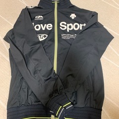 【取引終了】美品 Move Sports ジャージ上下セットの画像