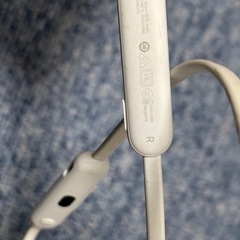 Apple Beats A2295 ワイヤレスヘッドホンの画像