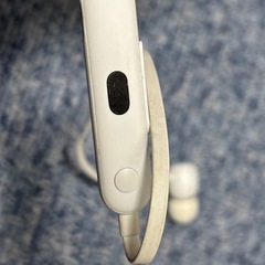 Apple Beats A2295 ワイヤレスヘッドホンの画像