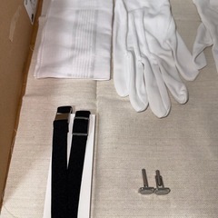 新郎用結婚式小物 6点セット◎ サスペンダー、カフス、グローブ、アームバンド、靴の画像