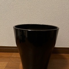 【美品】 縦長の植木鉢  プランター 陶器鉢