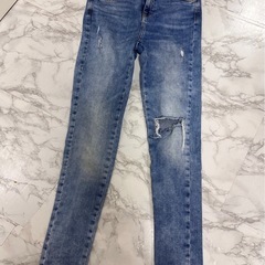 🤍ZARA スキニーダメージデニム