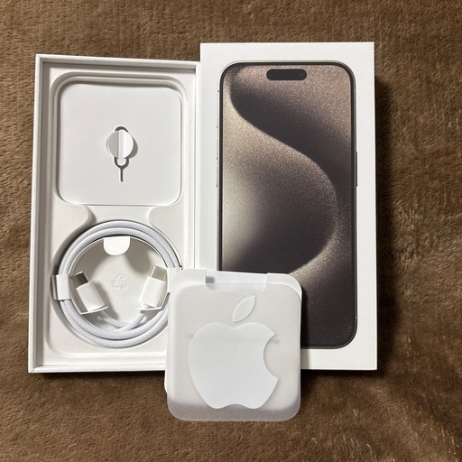 【超美品】iPhone 15pro 128GB ナチュラルチタニウム