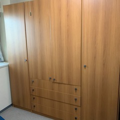 差し上げます　大型ワードローブ