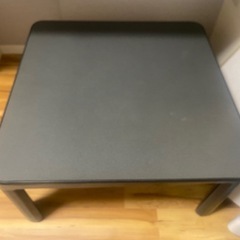 浦和　直接引取のみ　こたつ 布団付き 正方形テーブル　リバーシブル　座椅子付き可の画像