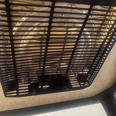 浦和　直接引取のみ　こたつ 布団付き 正方形テーブル　リバーシブル　座椅子付き可の画像