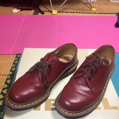 値下げしました。配送不可です。ドクターマーチン　本革プレーントゥ...
