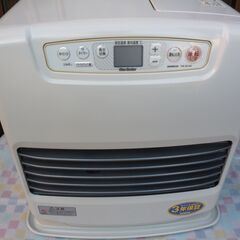 石油ファンヒーター　石油ストーブ②