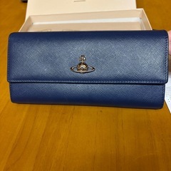 ヴィヴィアンウエストウッド　長財布の画像