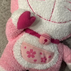 ドラえもん　　ぬいぐるみ　２つの画像