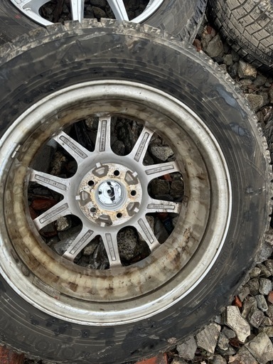 ヨコハマタイヤ2023年モデル スポーツデイジーホイールは傷がほとんどない185/65R15 88Q