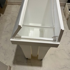 ゴミ箱（棚下でも使えるペダルペール）の画像