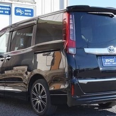 トヨタ ノア　ハイブリッド 　Ｘ入庫いたしました　☆彡の画像