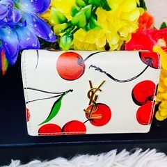 本革✨SAINT LAURENT PARIS✨サンローラン✨チェリー✨財布✨希少の画像
