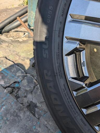 デリカD5新車外し4本室内保管