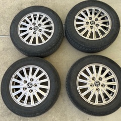 トヨタエスクァイア　195/65R15タイヤホイール　4本
