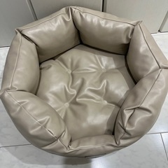 お取引済み2️⃣【美品・中古品】　ラディカ　ペット用ベッド ベージュ 　 　の画像