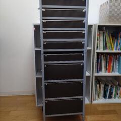 引き出し　9段　紙　金属　キャスターの画像