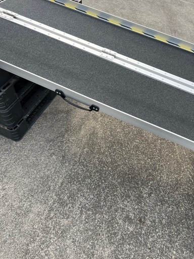 耐荷重300kg アルミスロープ 折り畳み車椅子用スロープ 介護スロープ 段差解消 軽アルミ玄関用スロープ