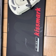 美品！スノーボード板！キスマークの画像