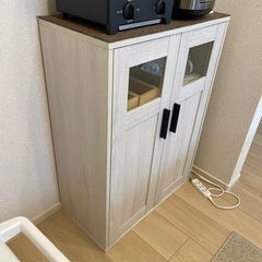 ☆食器棚　キャビネット　の画像