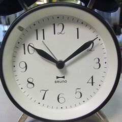 【⑤】BRUNO　ブルーノ　目覚まし時計　置き時計　ベル音　ツインベルクロック　モノクロ　の画像