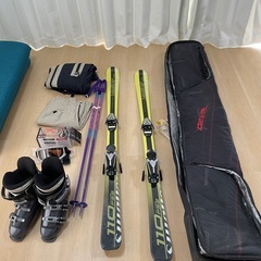 スキー板　ストック　ブーツ　ウェア　ケース　ゴーグル