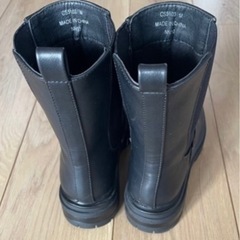 しまむら　レディースブーツ　黒　Mの画像