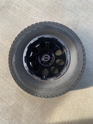 jeep ラングラー　ホイール　スタッドレスタイヤ付き　4本