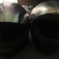 ヘルメット　2つ