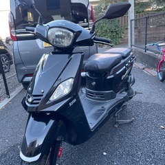 SYM combiz125