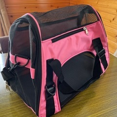 ペットキャリーバッグの画像